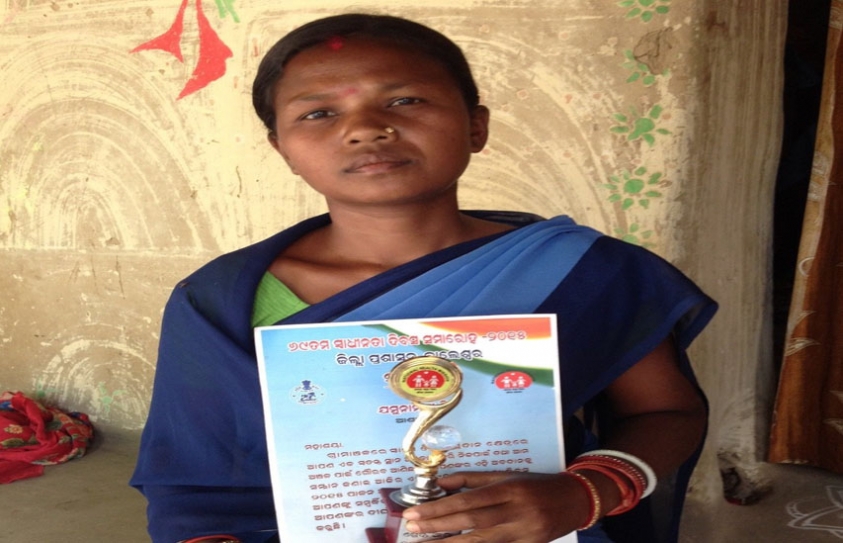 Foot Soldiers Of India’s National Health Program, Here’s How Much An Asha Worker Makes
