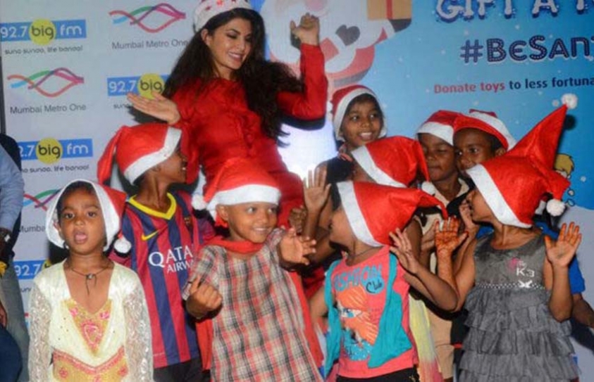 Jacqueline Spreads Christmas Cheer Amongst kids