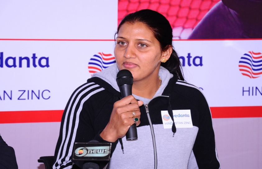 Olympic Athlete Krishna Poonia Saves Two Girls From Molesters And Wins Our Hearts