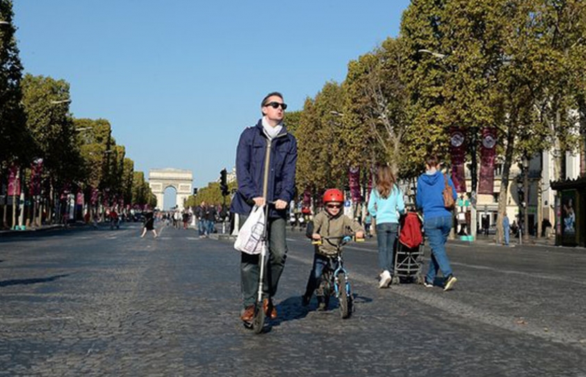 Paris Mayor Unveils Plan ​To Restrict Traffic And Pedestrianise City Centre