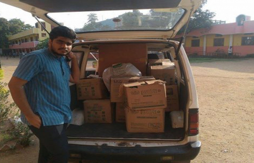 Chennai Folks, If You Have Any Fresh Food Going Waste, This Man Can Feed It To The Homeless