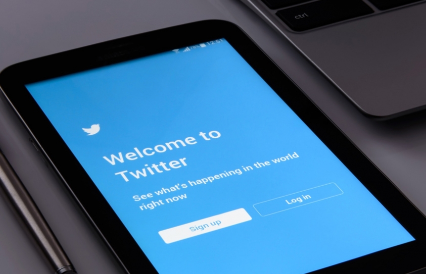 The Tweeter Side to Life: How Indians on Twitter Are Making a Difference