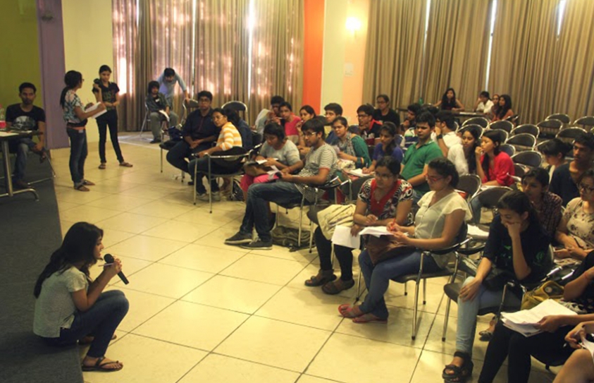 How Ramjas College Is Fighting Sexism Through Poetry Sessions And Seminars