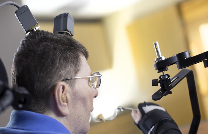 Quadriplegic Man Regains Use Of Arms With Brain-Computer Interface 