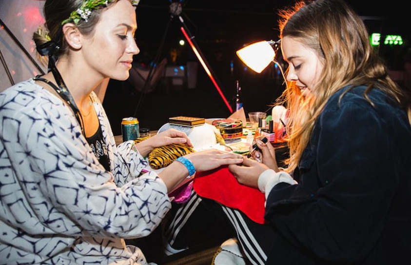  Ladies Want To Be The CEO, Join The Weed Industry 