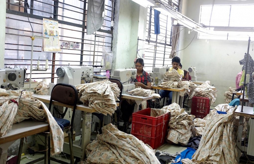 A Case Of Letting Robots Make Your Clothes 