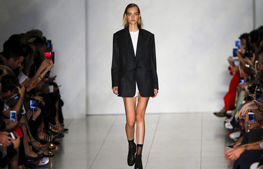   Why It's So Hard For Women To Figure Out What To Wear To Work In 2017 