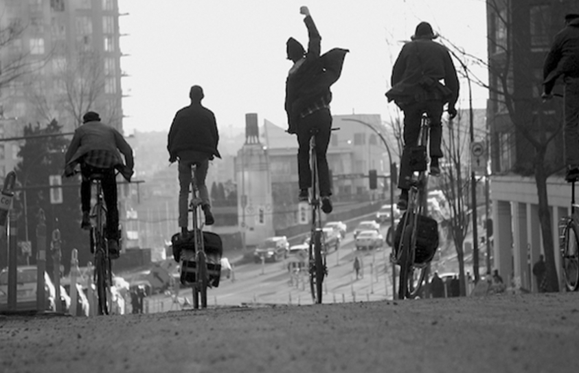   Blonde Redhead Kicks Off This Year's Bicycle Film Festival 